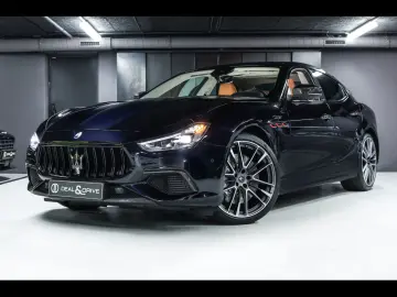 MASERATI Ghibli TROFEO 3.8 V8 RWD FULL CARBON B&W PANO