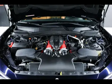 MASERATI Ghibli TROFEO 3.8 V8 RWD FULL CARBON B&W PANO