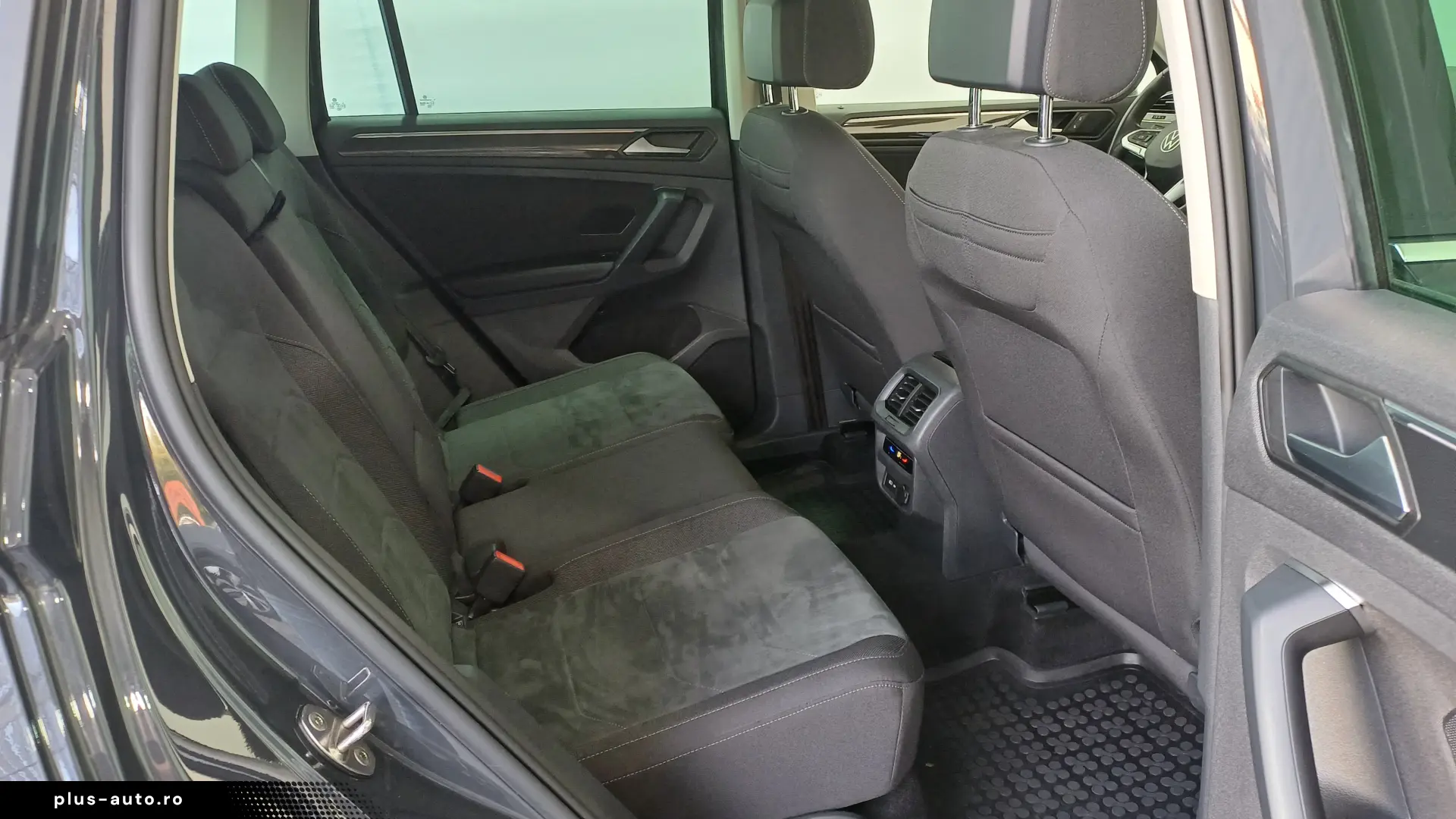 Volkswagen Tiguan Elegance 2 0 TSI DSG 4 Motion