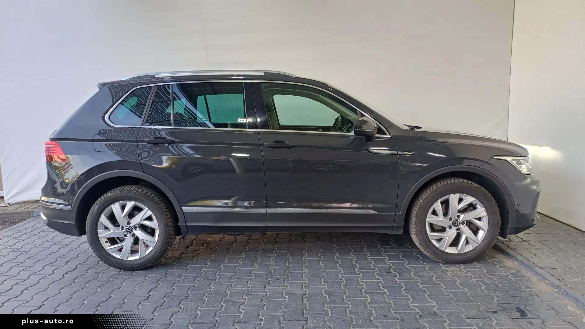 Volkswagen Tiguan Elegance 2 0 TSI DSG 4 Motion