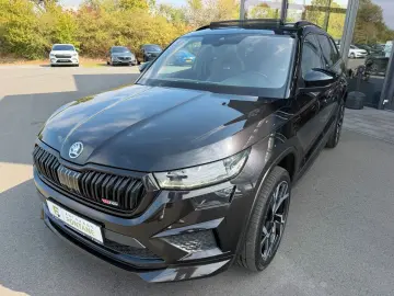 SKODA Kodiaq 2 0TSi RS 4x4 FL Pano AHK Leder Standhz
