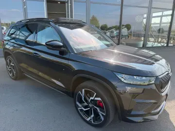 SKODA Kodiaq 2 0TSi RS 4x4 FL Pano AHK Leder Standhz