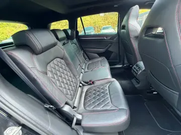 SKODA Kodiaq 2 0TSi RS 4x4 FL Pano AHK Leder Standhz