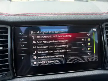 SKODA Kodiaq 2 0TSi RS 4x4 FL Pano AHK Leder Standhz