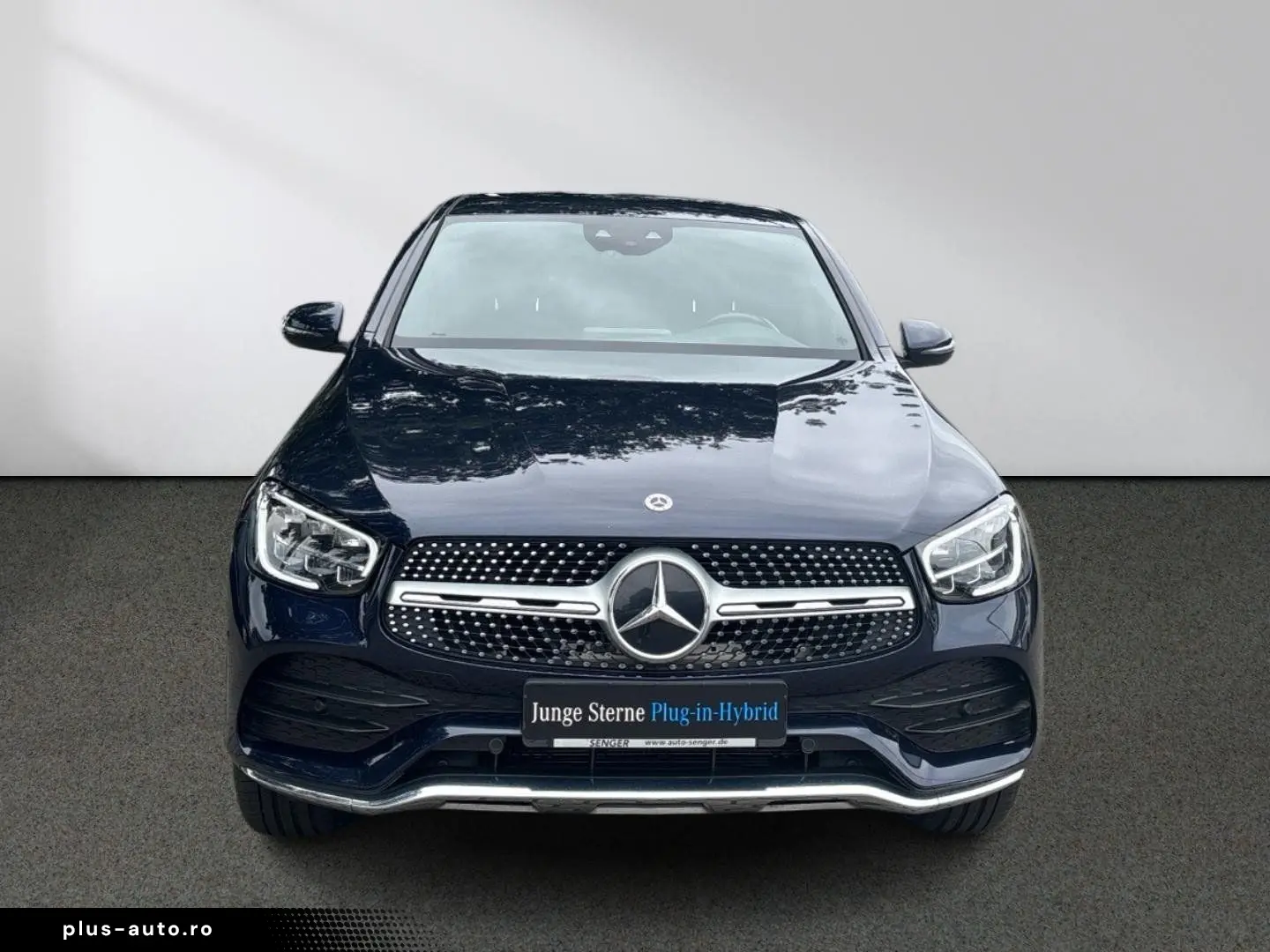 MERCEDES-BENZ GLC 300 e 4M Coupe AMG HUD CarPlay Key&hellip;