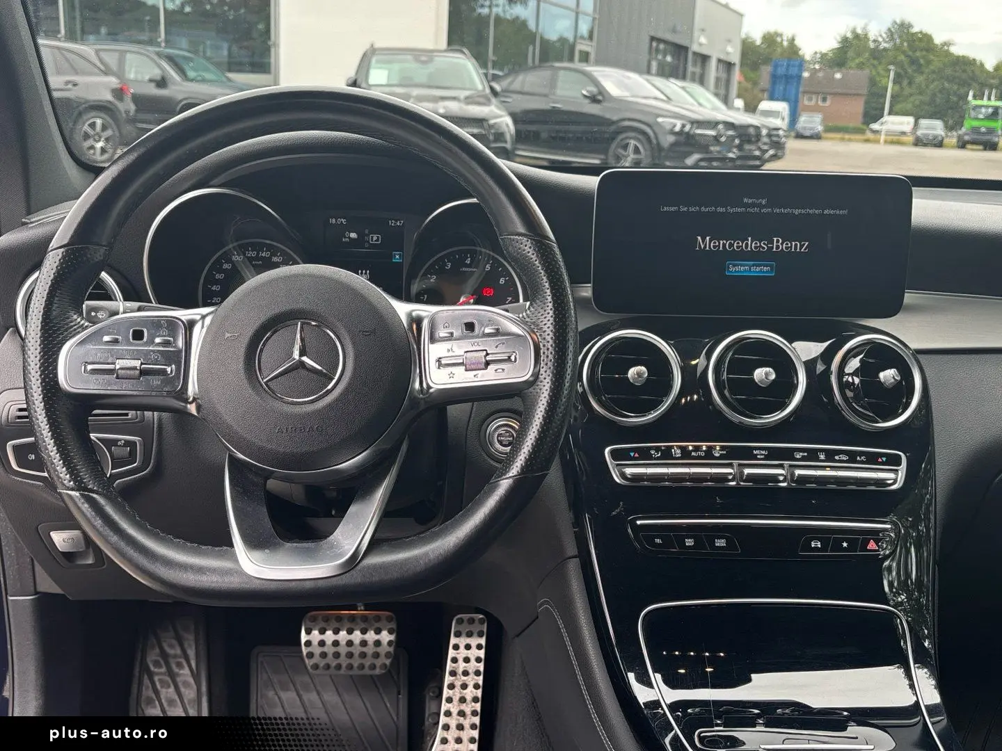MERCEDES-BENZ GLC 300 e 4M Coupe AMG HUD CarPlay Key&hellip;