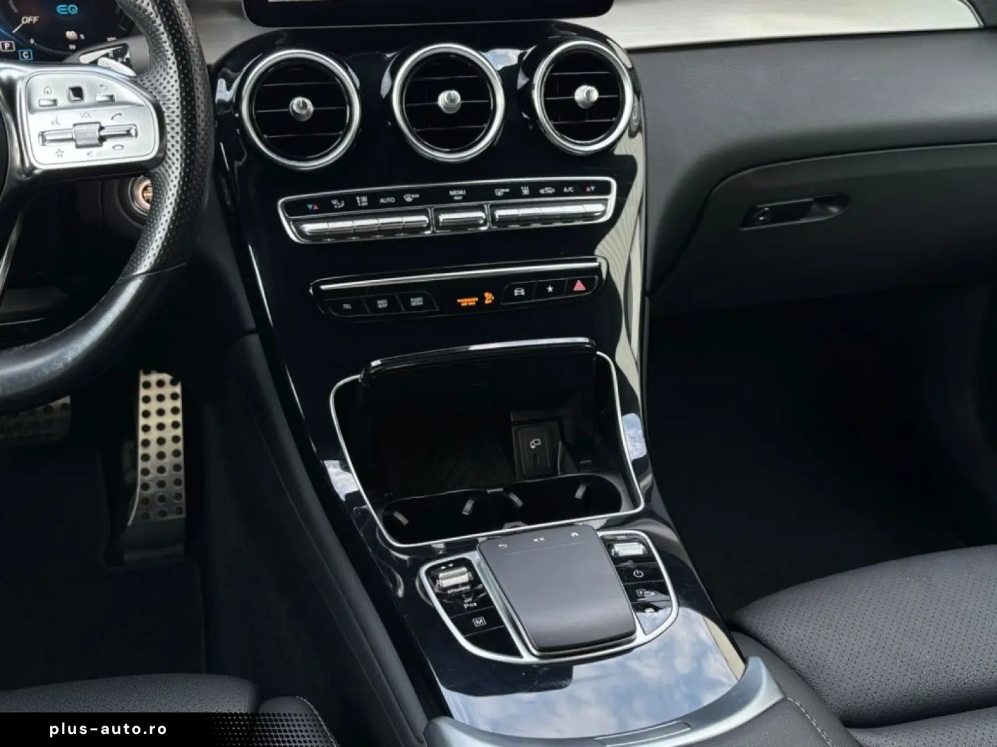 MERCEDES-BENZ GLC 300 e 4M Coupé AMG NIGHT MBUX LEDE&hellip;