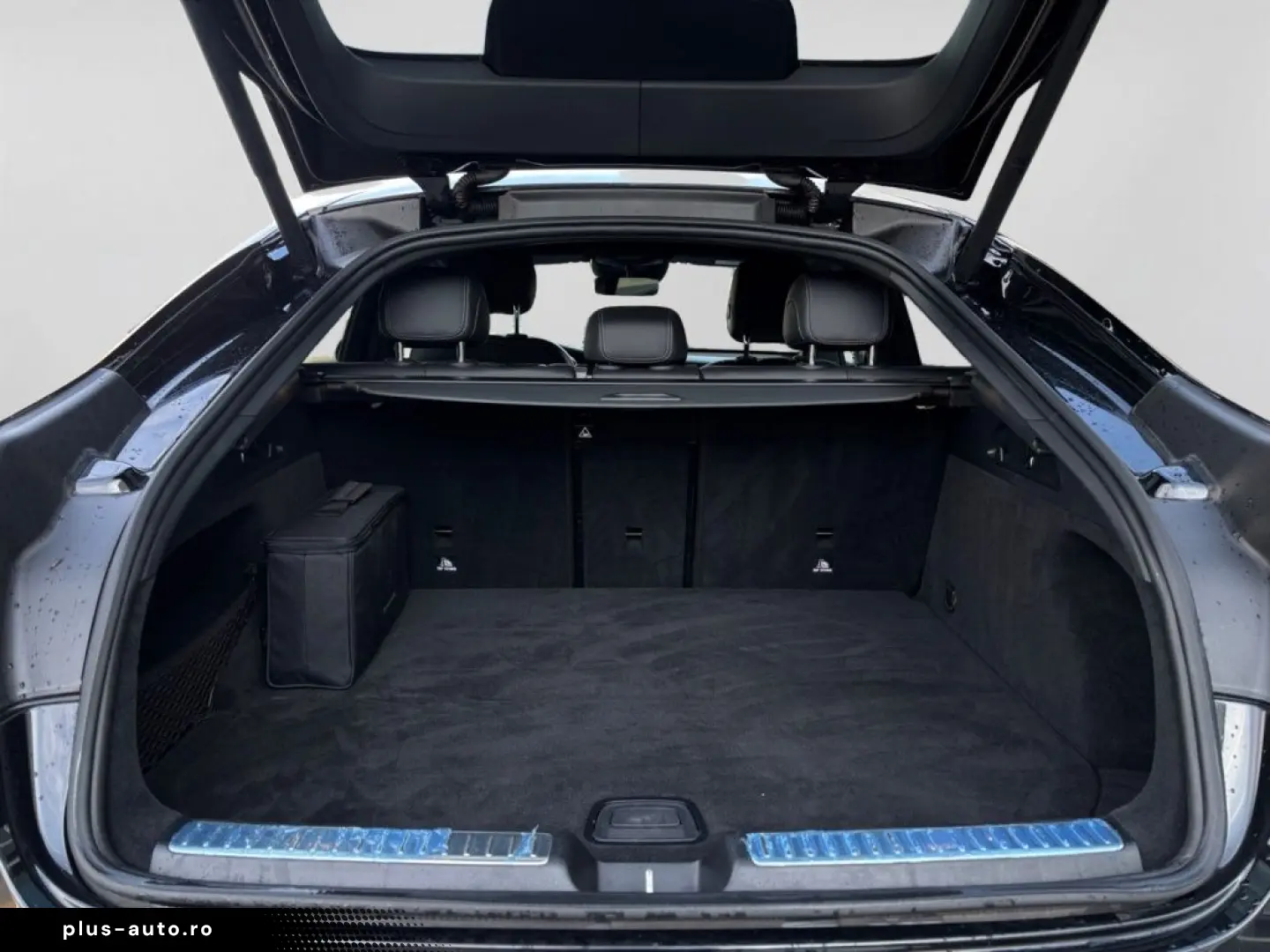 MERCEDES-BENZ GLC 300 e 4M Coupé AMG NIGHT MBUX LEDE&hellip;