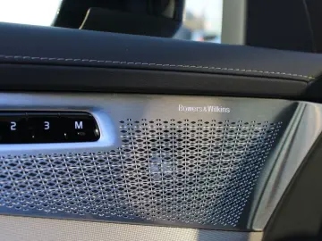 Volvo XC90 B5 AWD Ultra Black Edition 7-