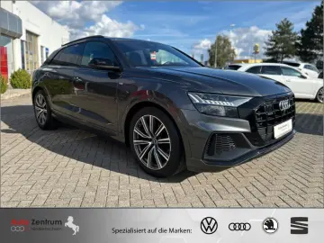 AUDI Q8 55 TFSI S-Line