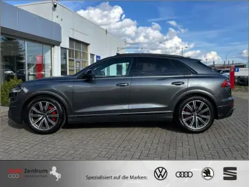 AUDI Q8 55 TFSI S-Line