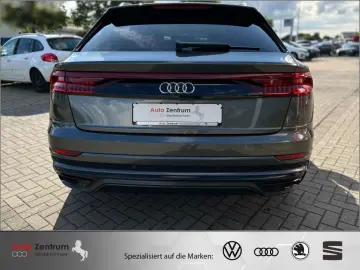 AUDI Q8 55 TFSI S-Line