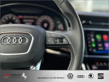 AUDI Q8 55 TFSI S-Line
