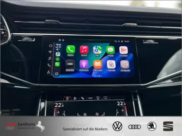AUDI Q8 55 TFSI S-Line