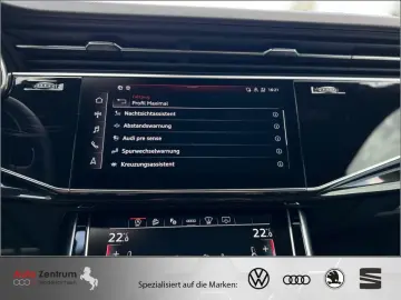 AUDI Q8 55 TFSI S-Line