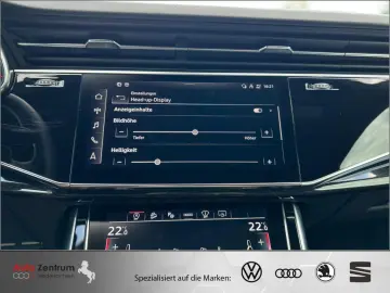 AUDI Q8 55 TFSI S-Line
