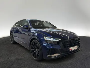 AUDI Q8 S line 55 TFSI quattro
