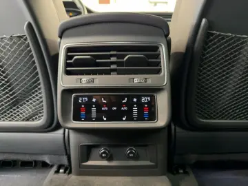 AUDI Q8 S line 55 TFSI quattro