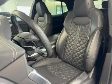 AUDI Q8 S line 55 TFSI quattro