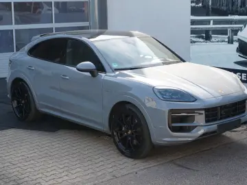 PORSCHE Cayenne Coupe E-Hybrid SportDesignPaket Sp.Abgas