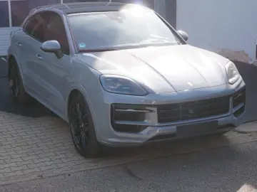 PORSCHE Cayenne Coupe E-Hybrid SportDesignPaket Sp.Abgas