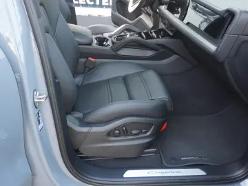 PORSCHE Cayenne Coupe E-Hybrid SportDesignPaket Sp.Abgas