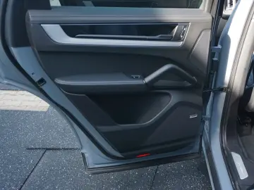 PORSCHE Cayenne Coupe E-Hybrid SportDesignPaket Sp.Abgas