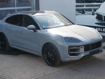 PORSCHE Cayenne Coupe E-Hybrid SportDesignPaket Sp.Abgas