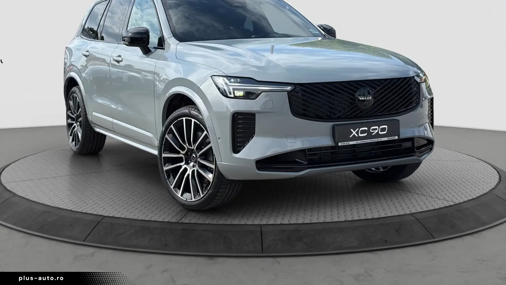 Volvo XC90 T8 AWD Ultra Black Edition Plug-in