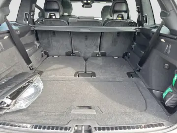 Volvo XC90 T8 AWD Ultra Black Edition Plug-in