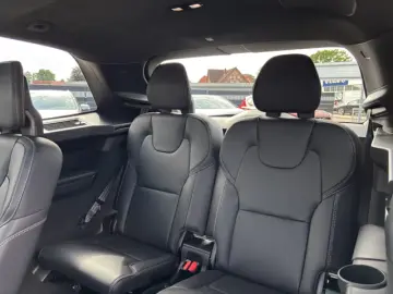 Volvo XC90 T8 AWD Ultra Black Edition Plug-in