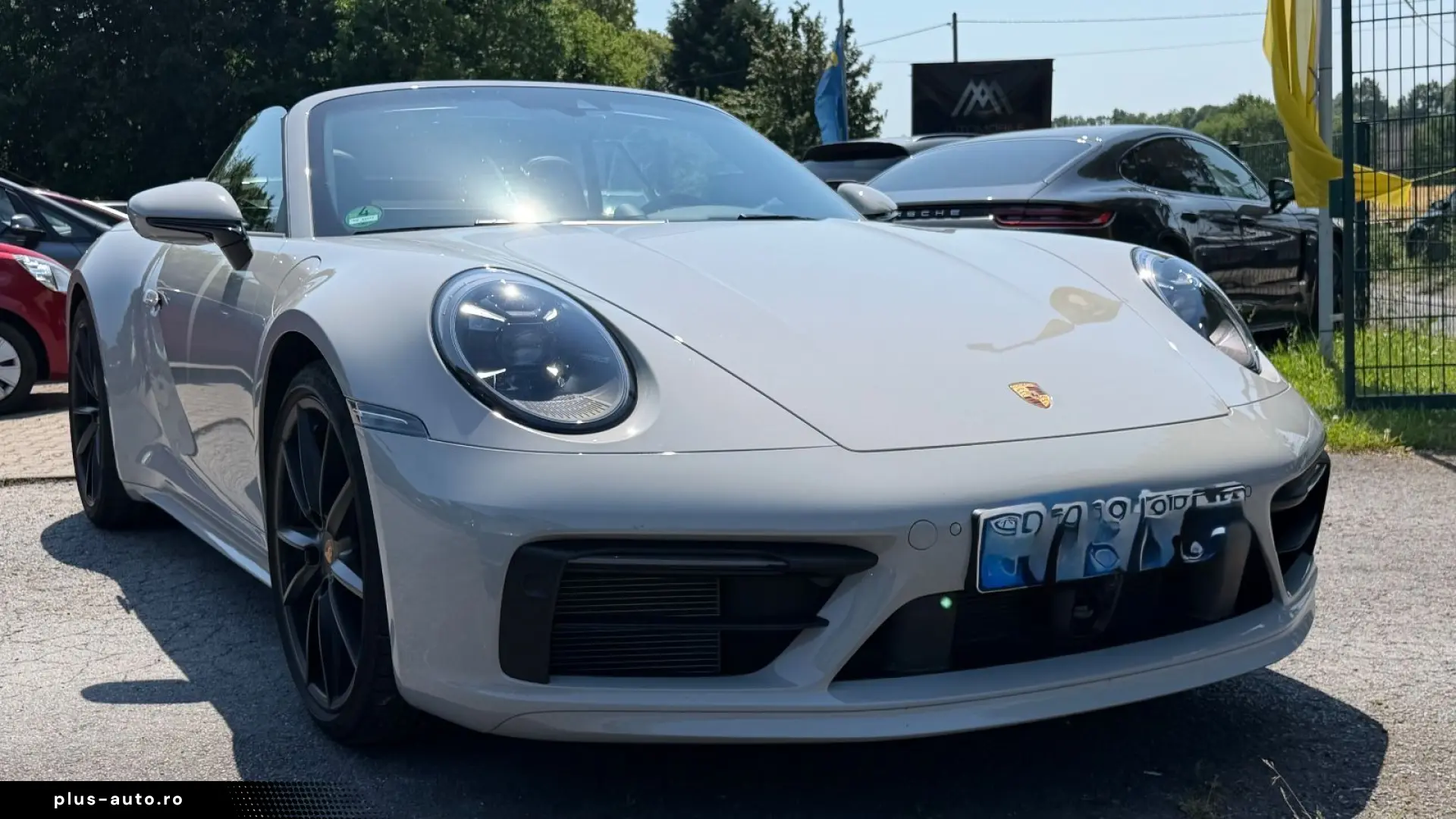 PORSCHE 992 Carrera 4 Cabriolet CHRONO APPROVED