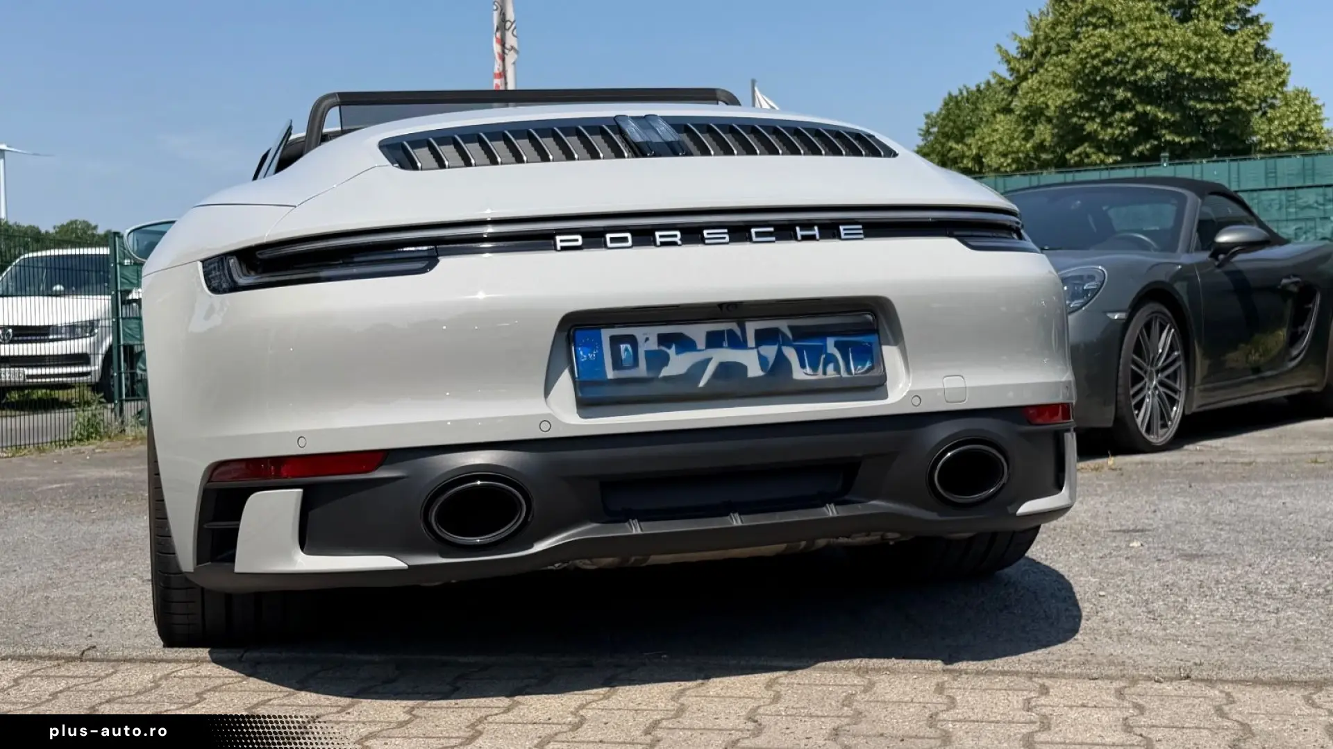 PORSCHE 992 Carrera 4 Cabriolet CHRONO APPROVED