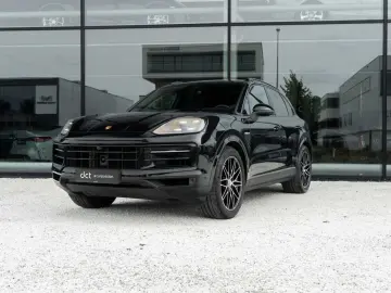 PORSCHE CAYENNE 21' Alu Head Up Pano BOSE InnoD…