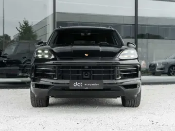 PORSCHE CAYENNE 21' Alu Head Up Pano BOSE InnoD…