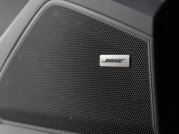 PORSCHE CAYENNE 21' Alu Head Up Pano BOSE InnoD…