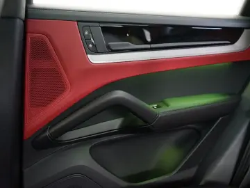 PORSCHE Cayenne Coupe S E-Hybrid SpAbgas Keramik MEGA!!