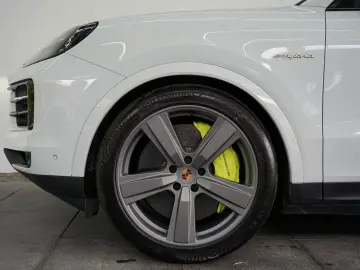 PORSCHE Cayenne Coupe S E-Hybrid SpAbgas Keramik MEGA!!