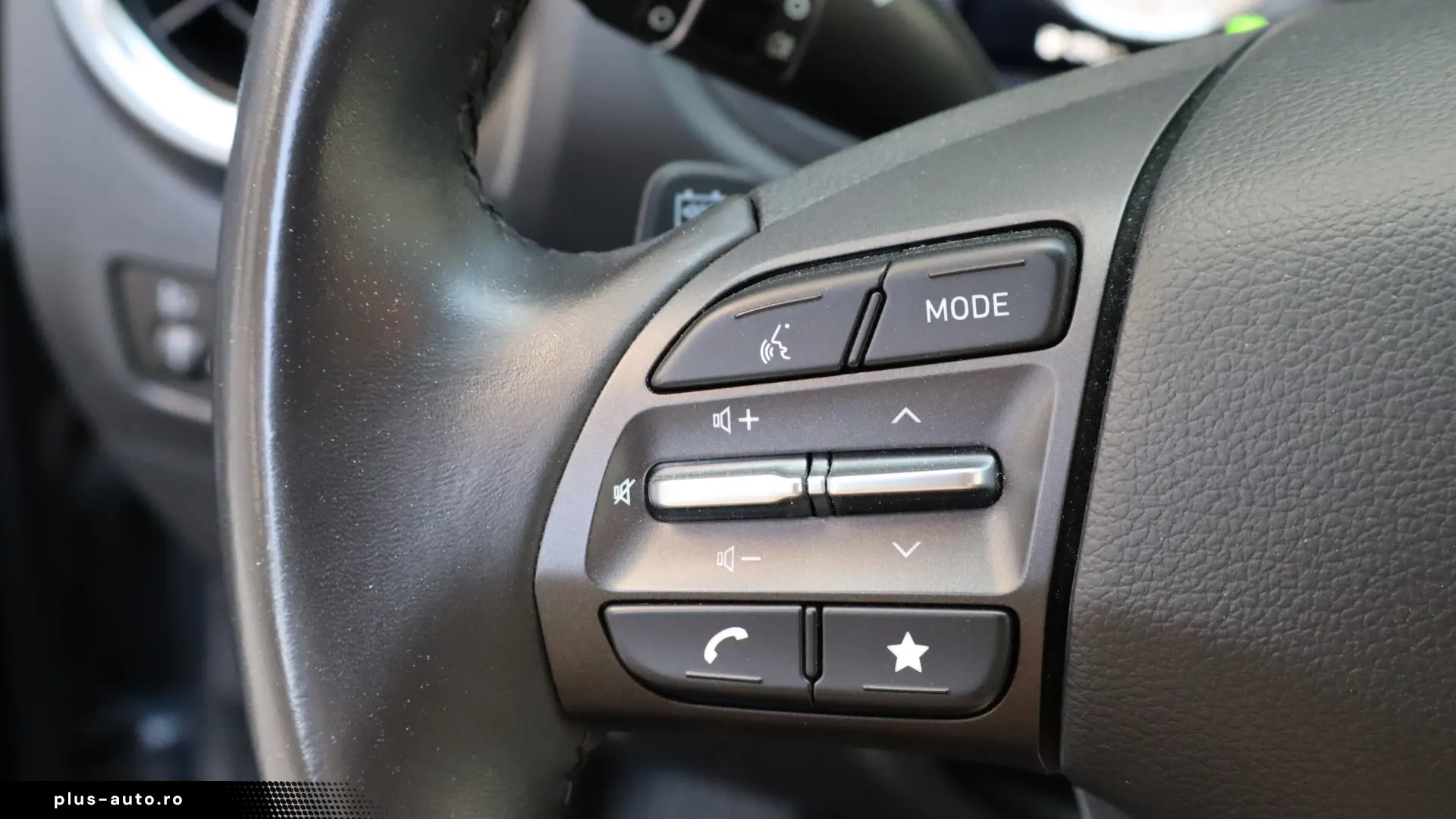 Hyundai KONA BEV 204 CP 64.8 kWh Premium