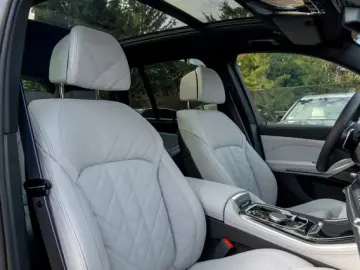 BMW X5 40d M 2026.LUFTF.PANO.