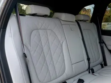 BMW X5 40d M 2026.LUFTF.PANO.