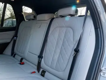 BMW X5 40d M 2026.LUFTF.PANO.