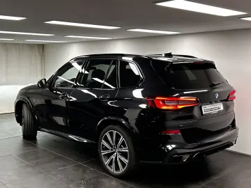 BMW X5 xDrive30d M Sportpaket Pano. AHK DAB LED Komf