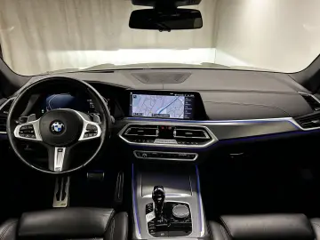 BMW X5 xDrive30d M Sportpaket Pano. AHK DAB LED Komf