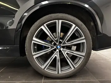 BMW X5 xDrive30d M Sportpaket Pano. AHK DAB LED Komf