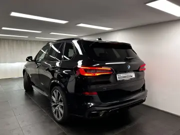 BMW X5 xDrive30d M Sportpaket Pano. AHK DAB LED Komf
