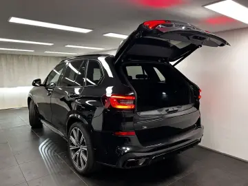 BMW X5 xDrive30d M Sportpaket Pano. AHK DAB LED Komf