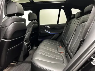 BMW X5 xDrive30d M Sportpaket Pano. AHK DAB LED Komf