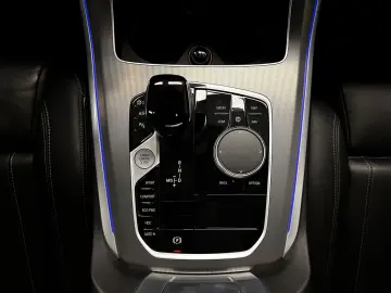 BMW X5 xDrive30d M Sportpaket Pano. AHK DAB LED Komf