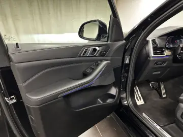 BMW X5 xDrive30d M Sportpaket Pano. AHK DAB LED Komf